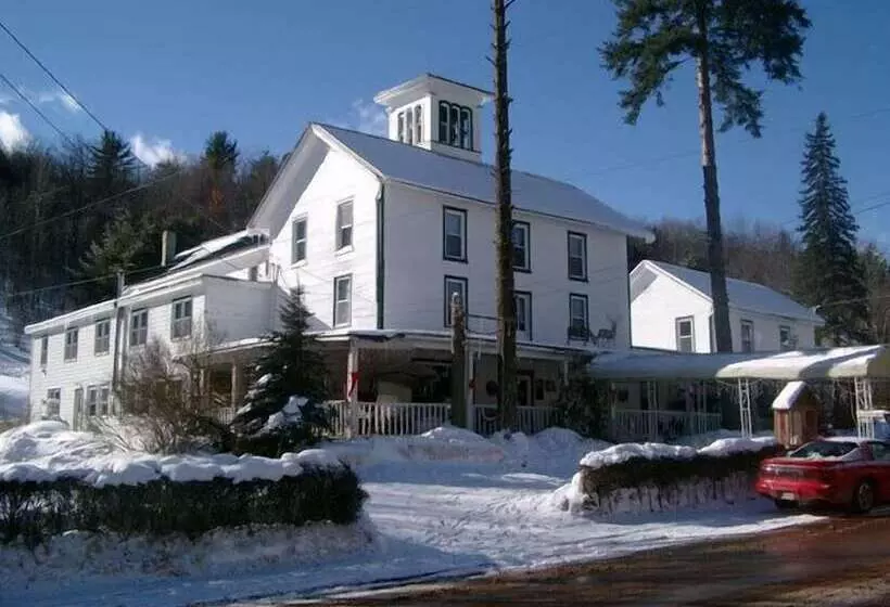 Hotelli Colonial Inn