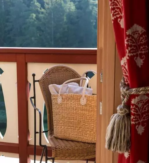 Hotelli Der Zirmerhof