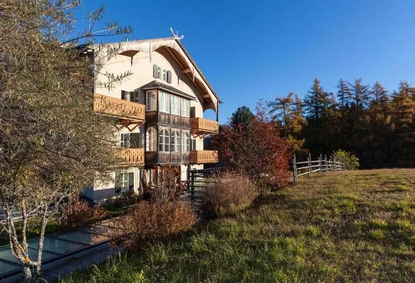 Hotelli Der Zirmerhof