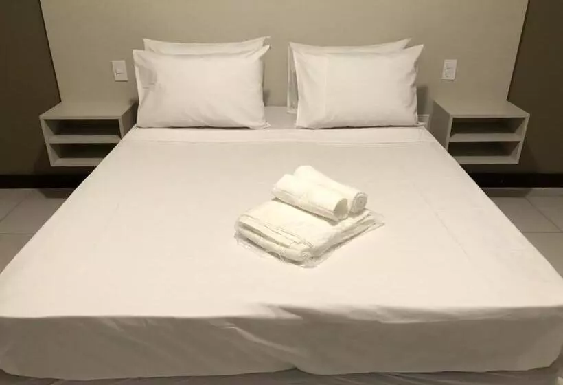 ホテル Guarujá Inn Tropical