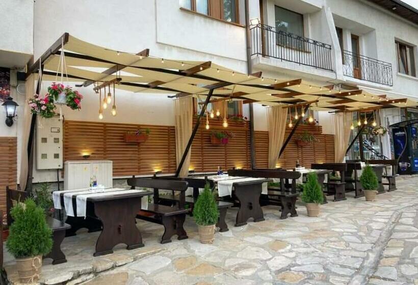 膳宿费 Family House Oreha