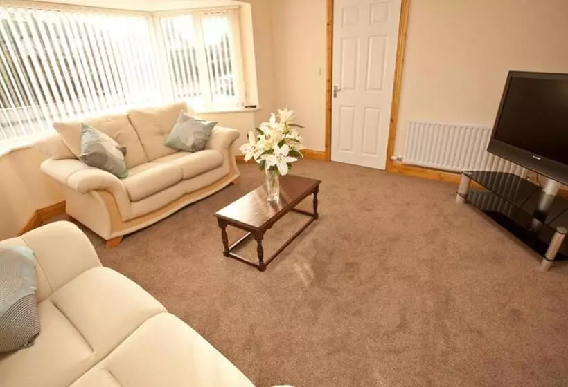 Majatalo Holly Lodge