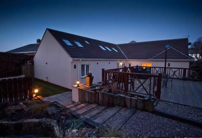 Majatalo Holly Lodge