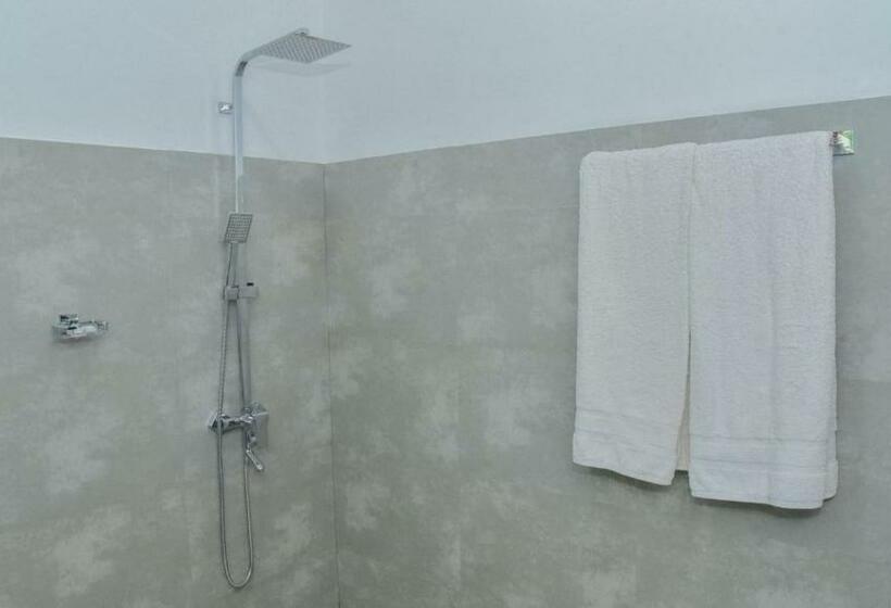 بنسيون Sigiriya Paradise Inn