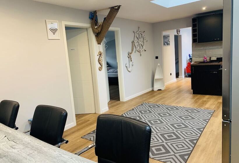 بنسيون City Maritim Rooms