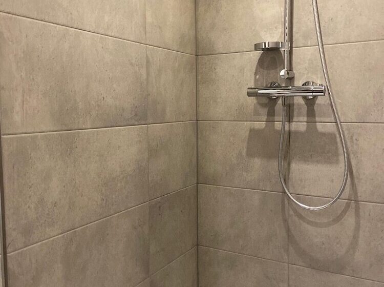 بنسيون City Maritim Rooms