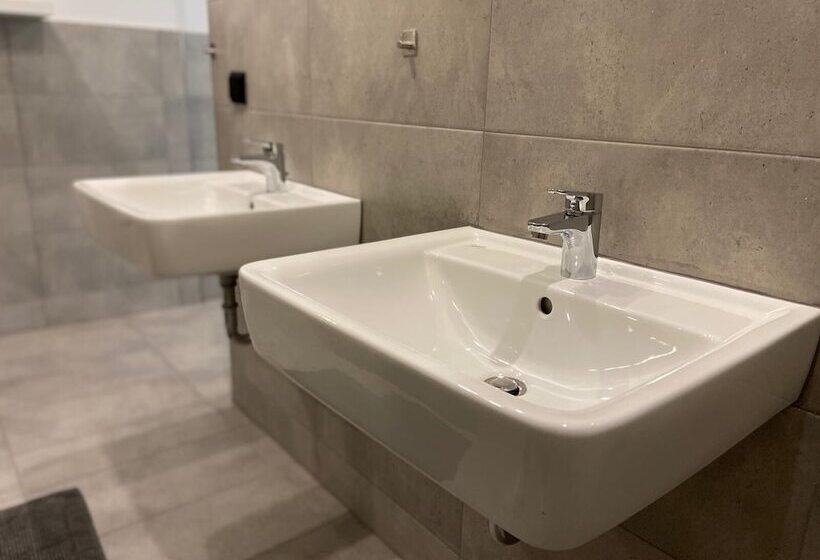 بنسيون City Maritim Rooms