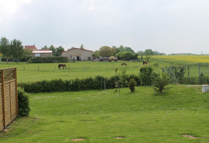 Welcoming Apartment With Garden In Kröpelin