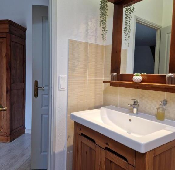 בית מלון כפרי Ferme D'orsonville