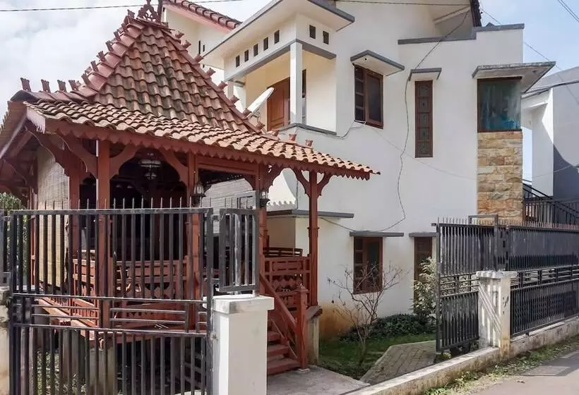 Hotel Griya Sarah