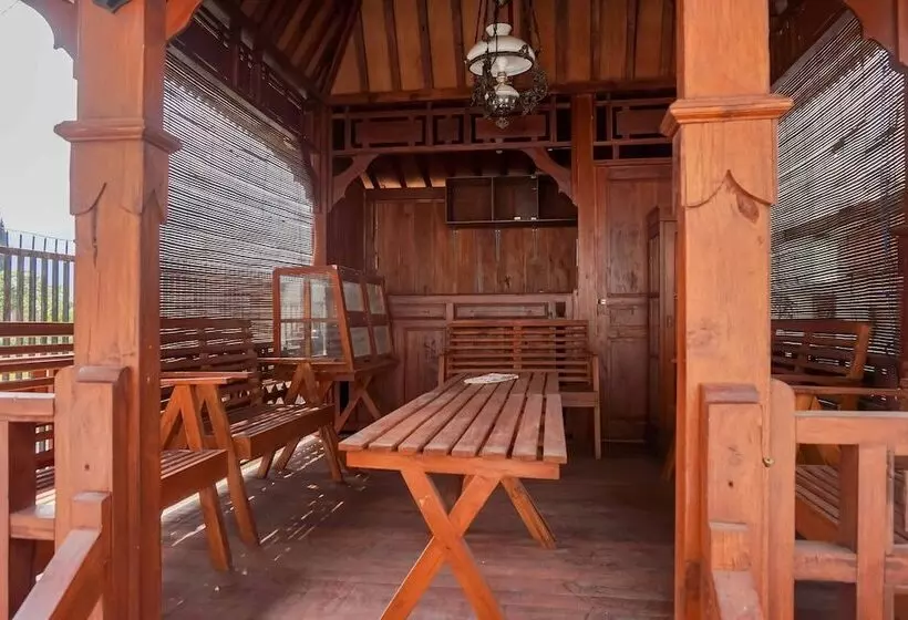 Hotel Griya Sarah