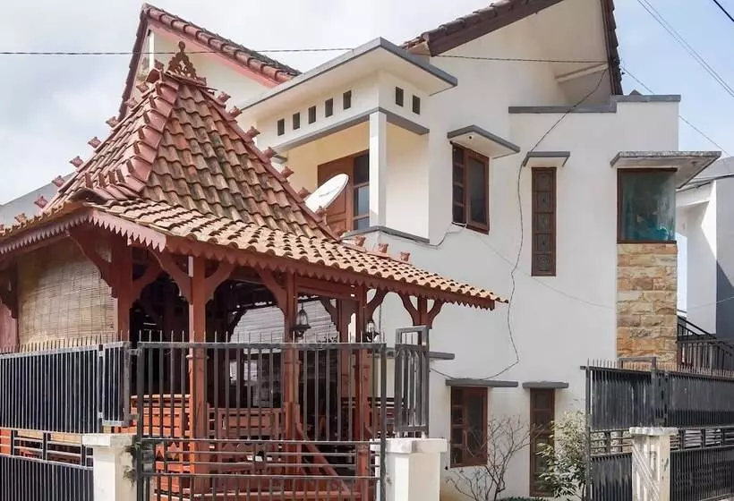 Hotel Griya Sarah