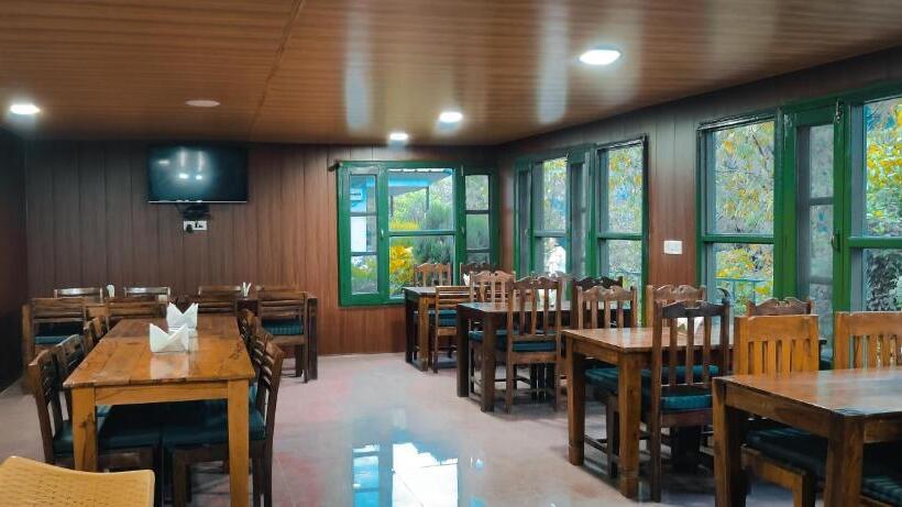 Hotel Himalayan High, Auli, By Himalayan Eco Lodges