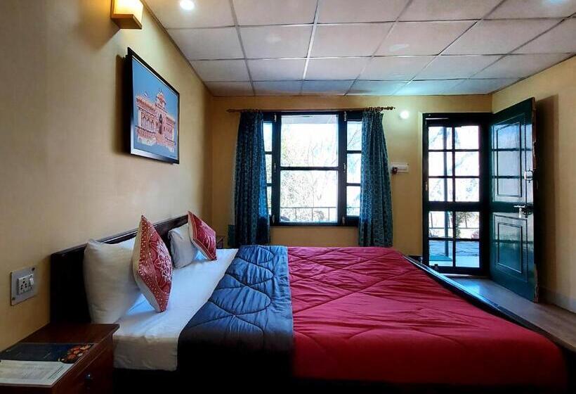 Hotel Himalayan High, Auli, By Himalayan Eco Lodges