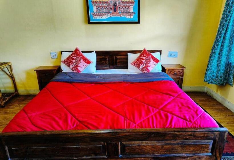 Hotel Himalayan High, Auli, By Himalayan Eco Lodges