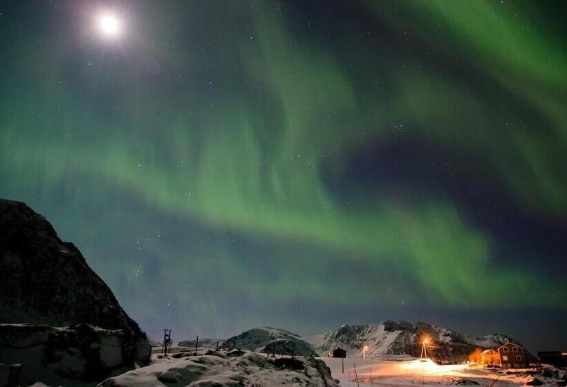 בית מלון כפרי Lofoten Links Lodges