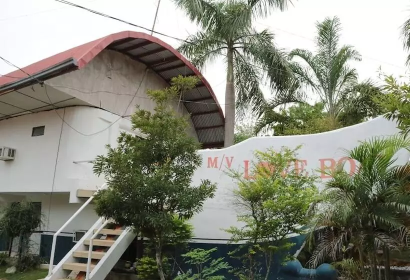 هتل Nipa Hut Resort