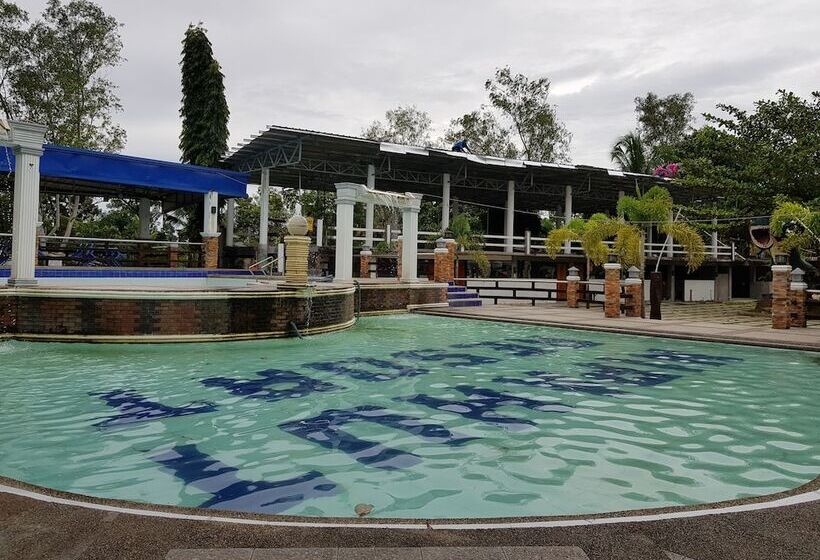 בית מלון כפרי Nipa Hut Resort