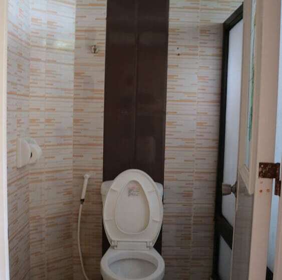 בית מלון כפרי Nipa Hut Resort