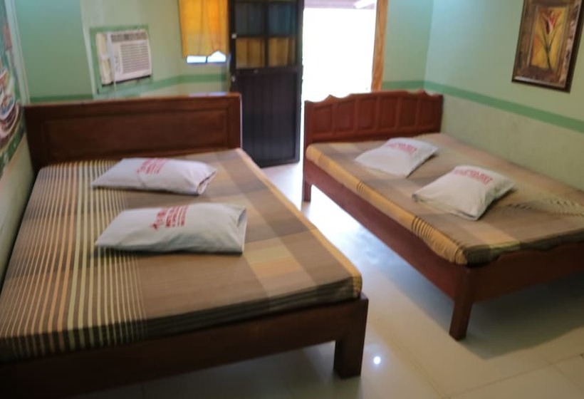 בית מלון כפרי Nipa Hut Resort