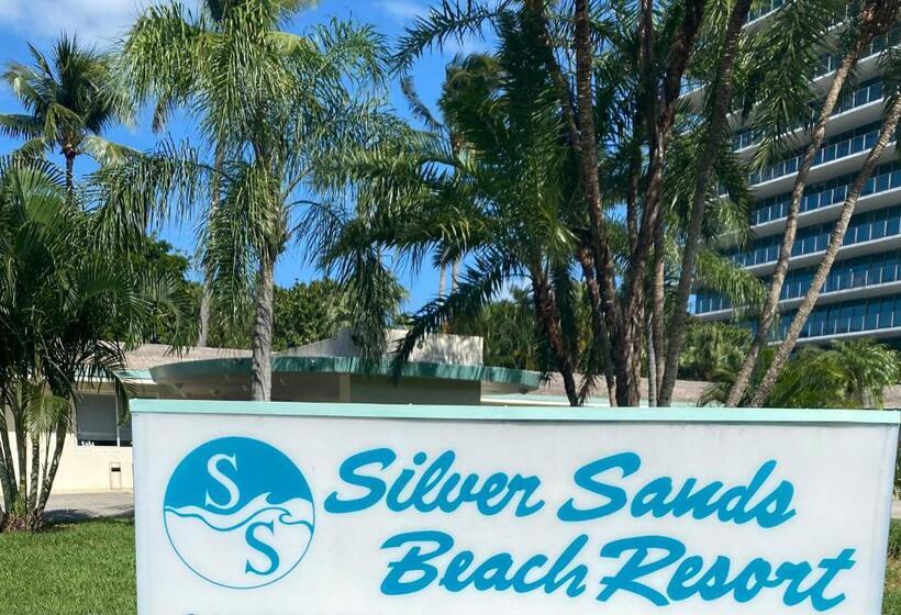 בית מלון כפרי Silver Sands Beach Resort