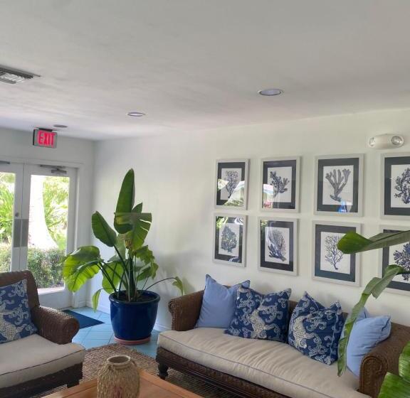 בית מלון כפרי Silver Sands Beach Resort