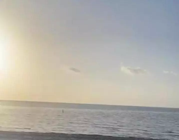 هتل Silver Sands Beach Resort