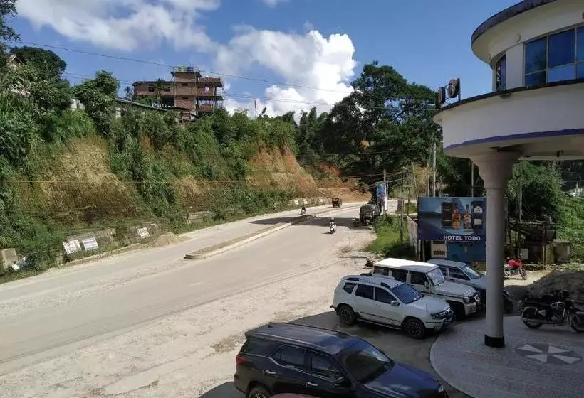 ホテル Todo Itanagar