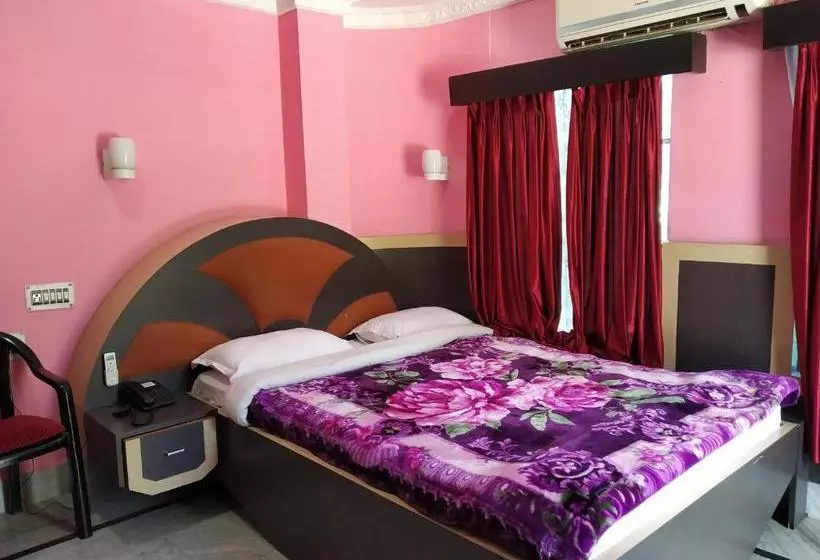 ホテル Todo Itanagar