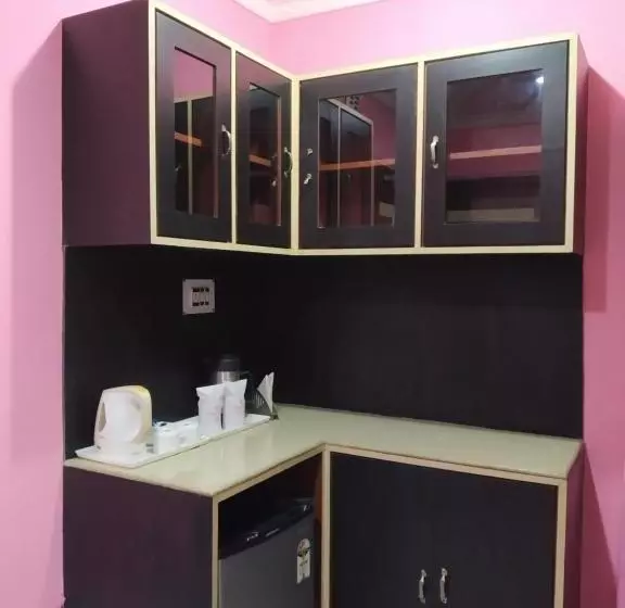 ホテル Todo Itanagar