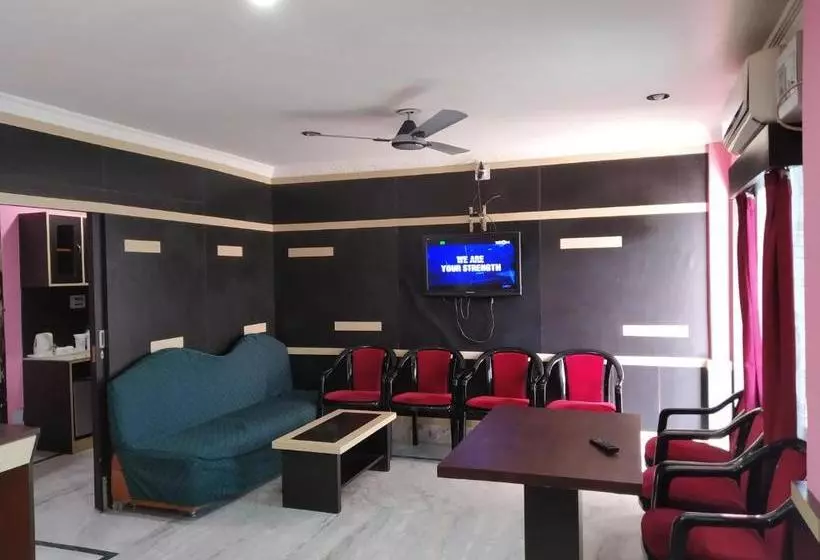 ホテル Todo Itanagar