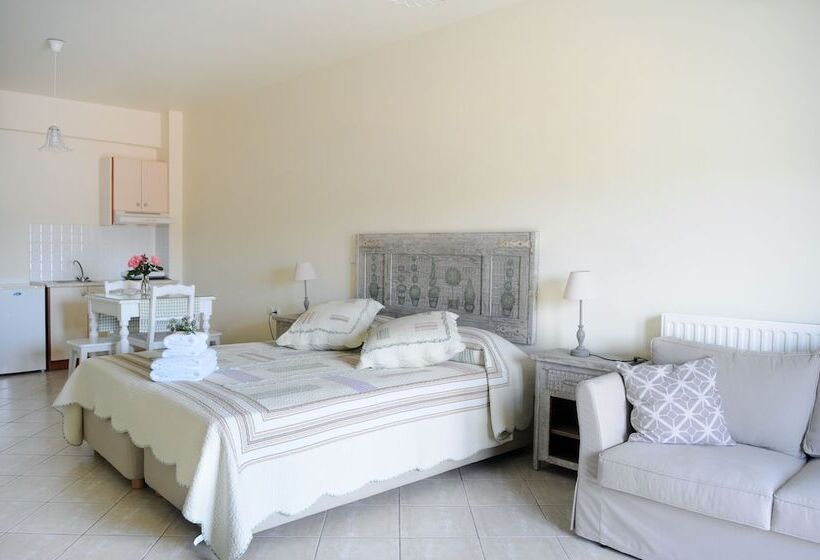 فندق Triantafilia Guesthouse