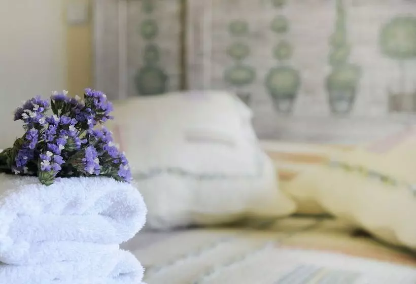 Hotelli Triantafilia Guesthouse