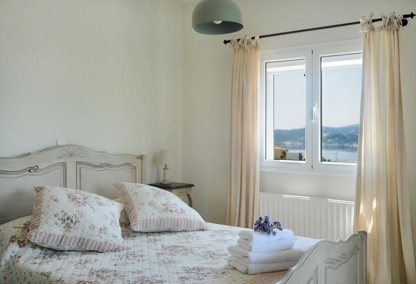 فندق Triantafilia Guesthouse