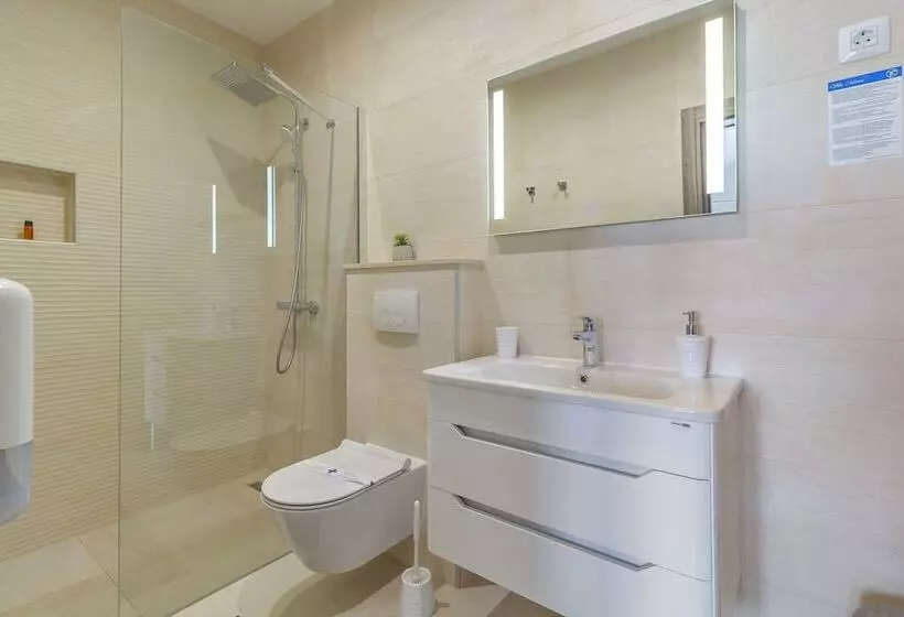 Hotelli Villa Mirosa