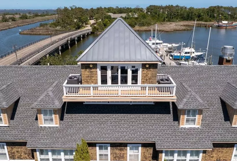 Auberge The Tranquil House Inn