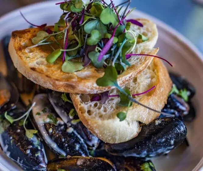 Auberge The Tranquil House Inn