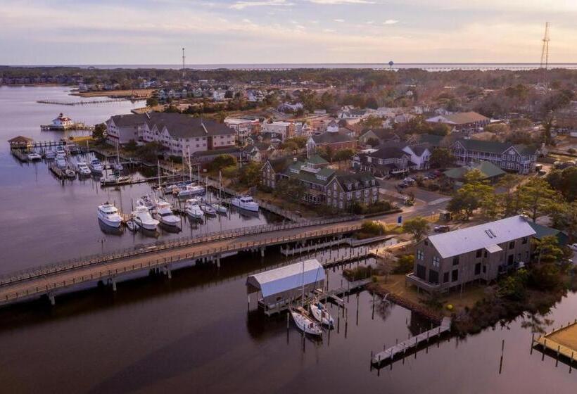 ユースホステル The Tranquil House Inn