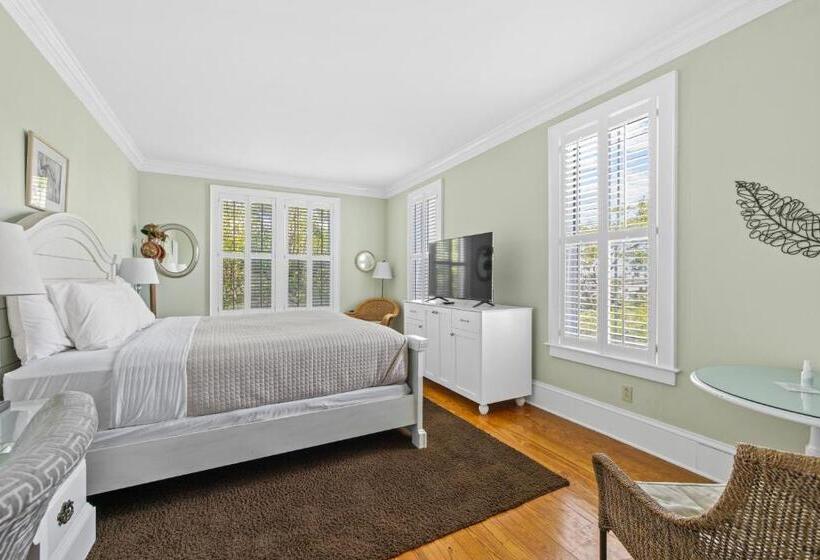 ユースホステル The Tranquil House Inn