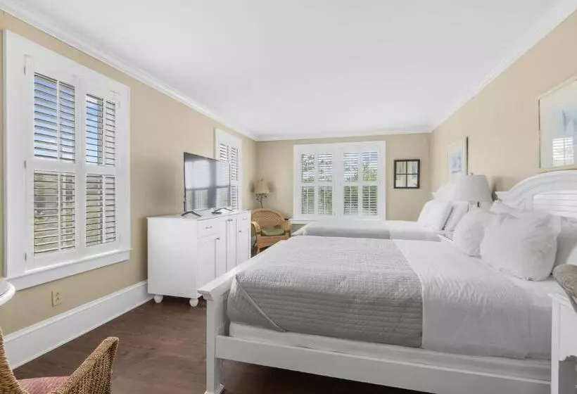 Auberge The Tranquil House Inn