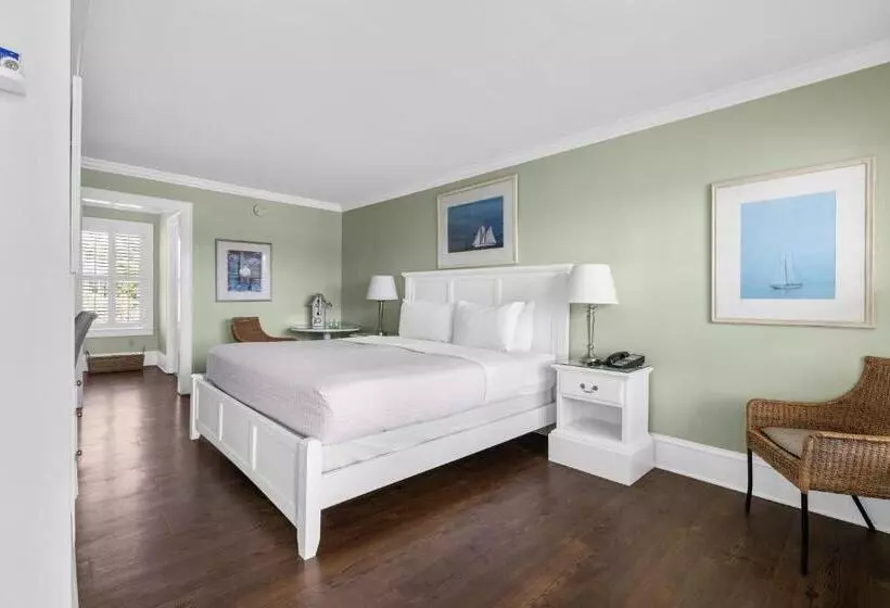 Auberge The Tranquil House Inn