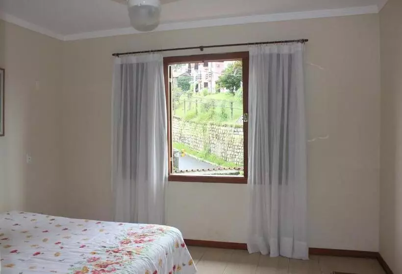 Aamiaismajoitus (B&B) Bendito Recanto