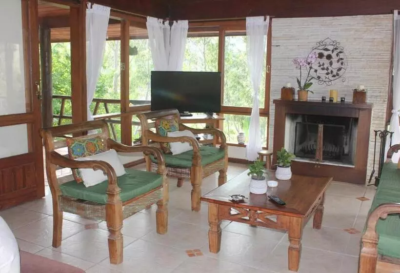 Aamiaismajoitus (B&B) Bendito Recanto