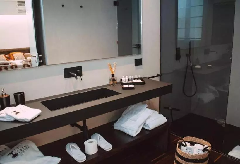 ベッドアンドブレックファースト Viale Dei Lecci   Luxury Rooms