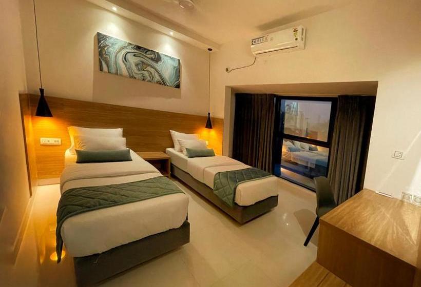 Eiffel Suites   Kammanahalli