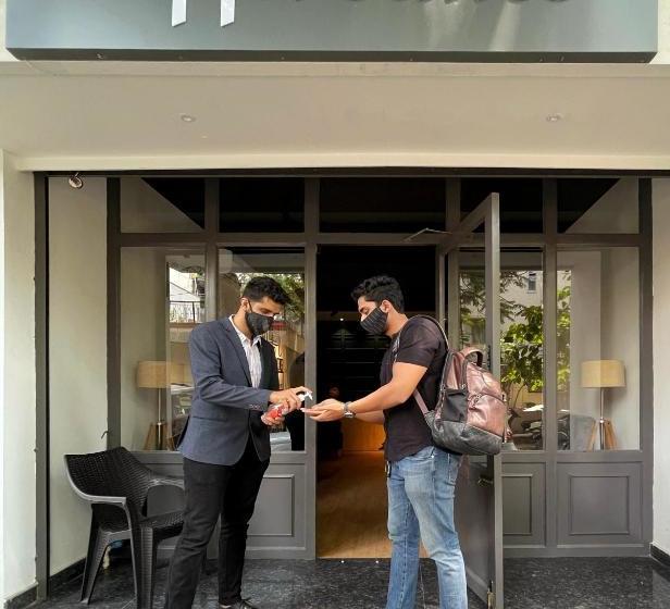 Eiffel Suites   Kammanahalli