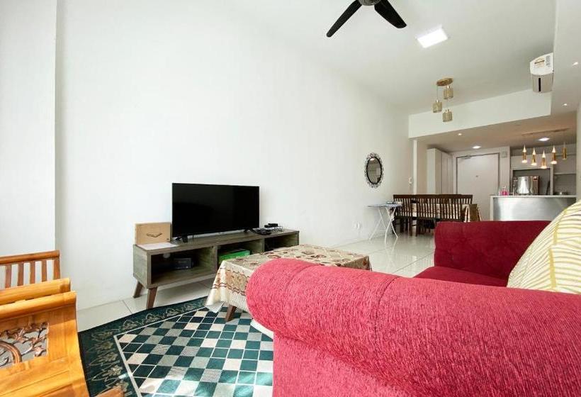 ホテル Oyo 90201 Suellaz Homestay