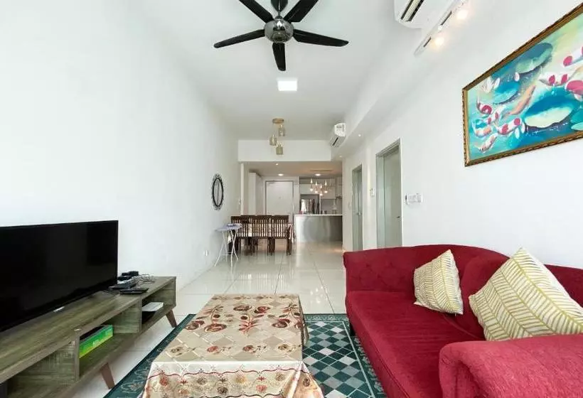 هتل Oyo 90201 Suellaz Homestay