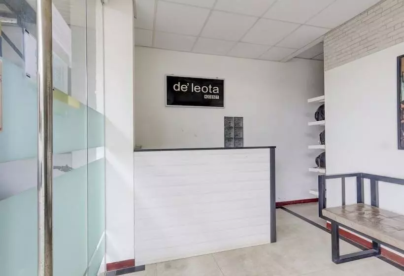 Hotel Oyo 90388 De Leota