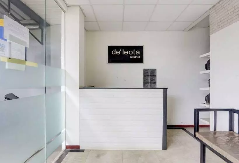 Hotel Oyo 90388 De Leota